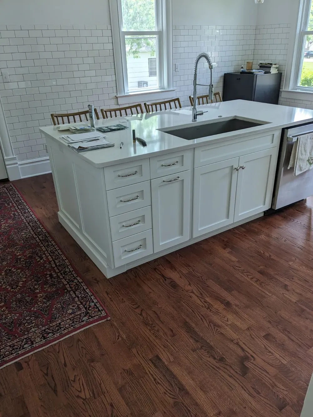 Solid wood, one board straight through